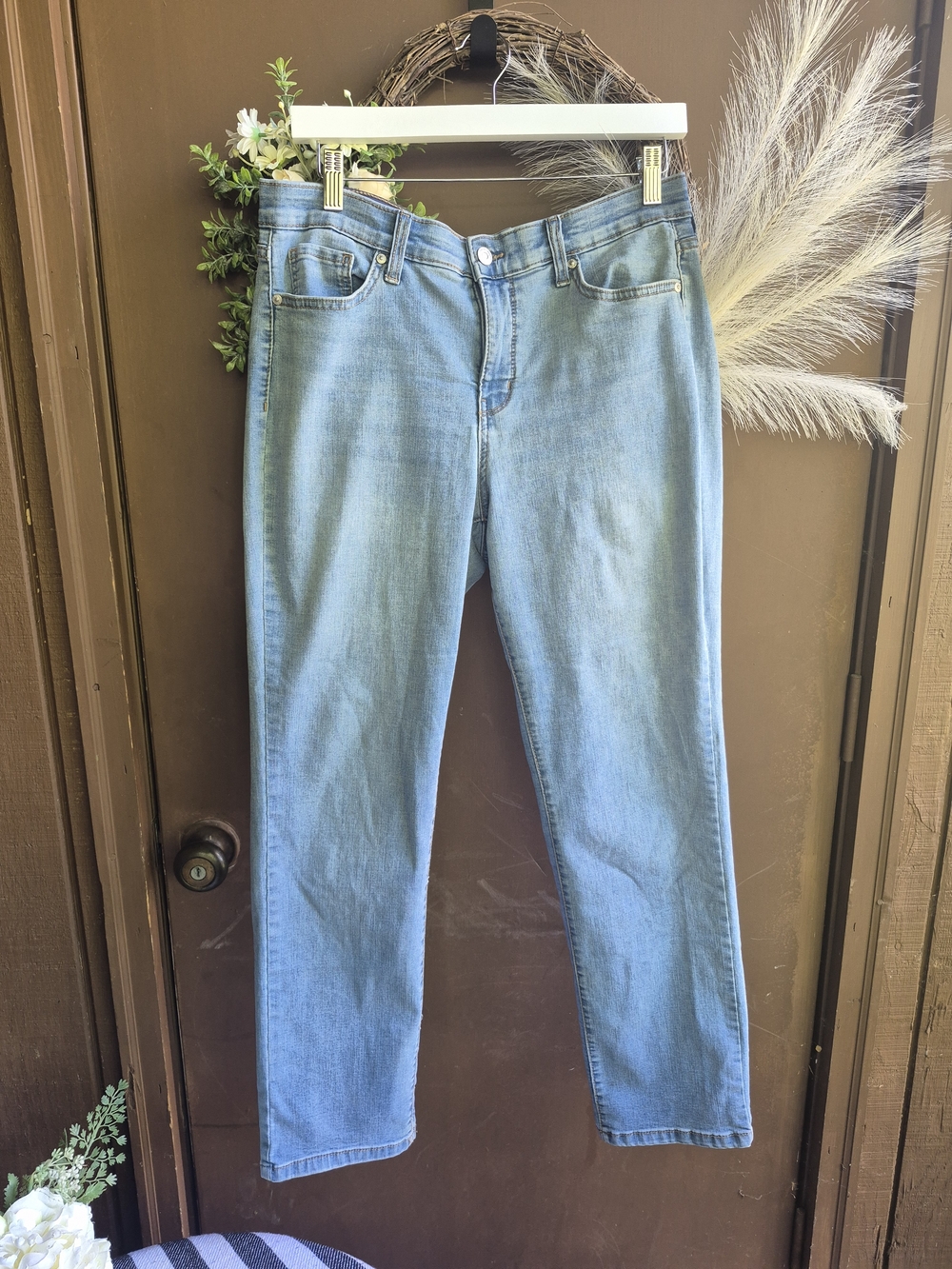 Classic Light Blue Women's Jeans - Straight Fit